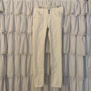 Women’s White Jeans